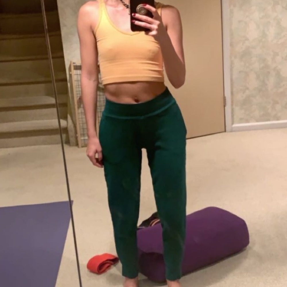 XXS TNA DARK GREEN SWEATS